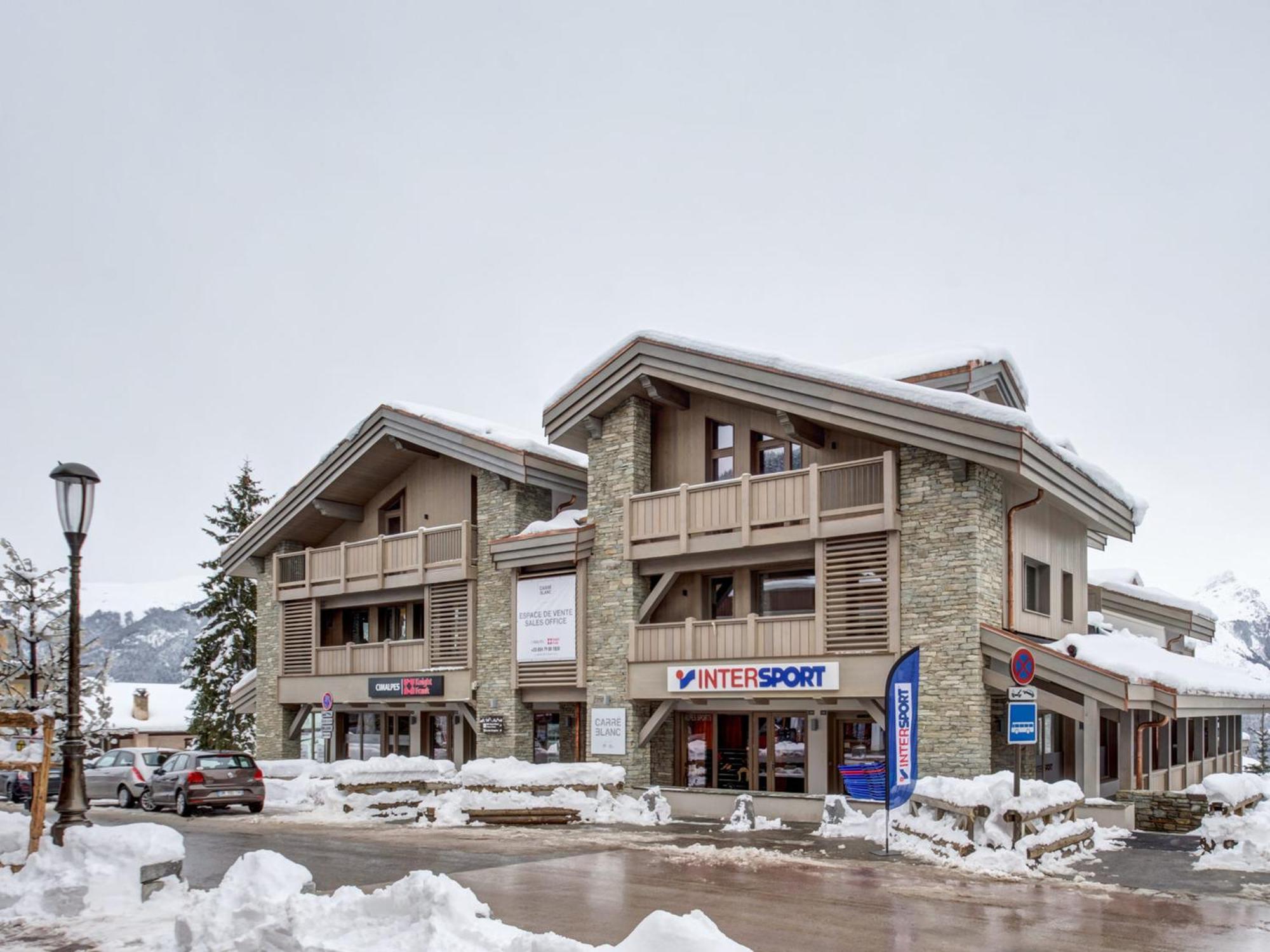 Appartement Neuf Centre Courchevel Village, Proche Commerces Et Pistes, Parking Et Fitness Inclus - Fr-1-562-33 Eksteriør bilde